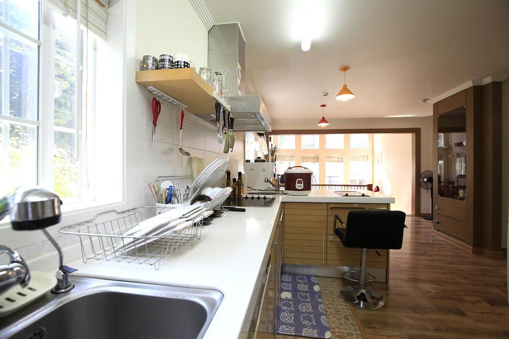Gangneung Wow Guesthouse Kültér fotó
