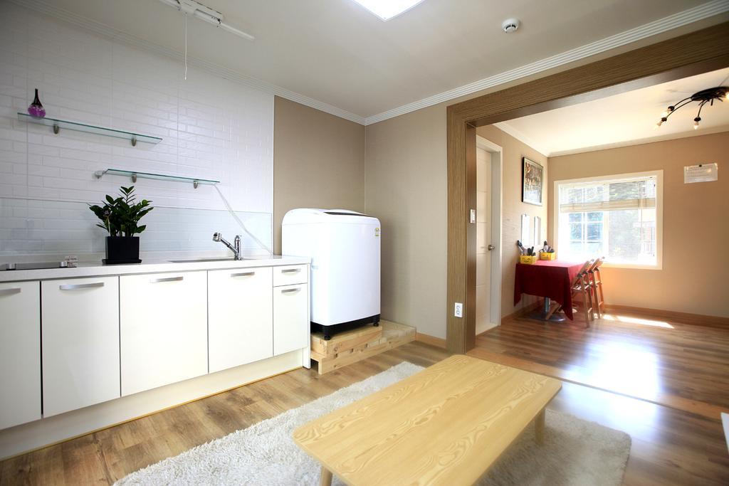 Gangneung Wow Guesthouse Kültér fotó